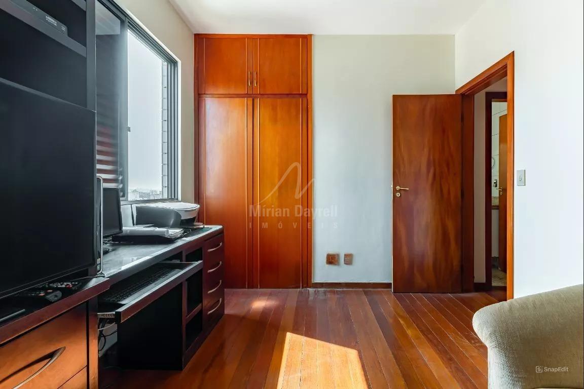 (24320) à venda - Apartamento com 4 quartos, 2 vagas, no Santo Antônio : 