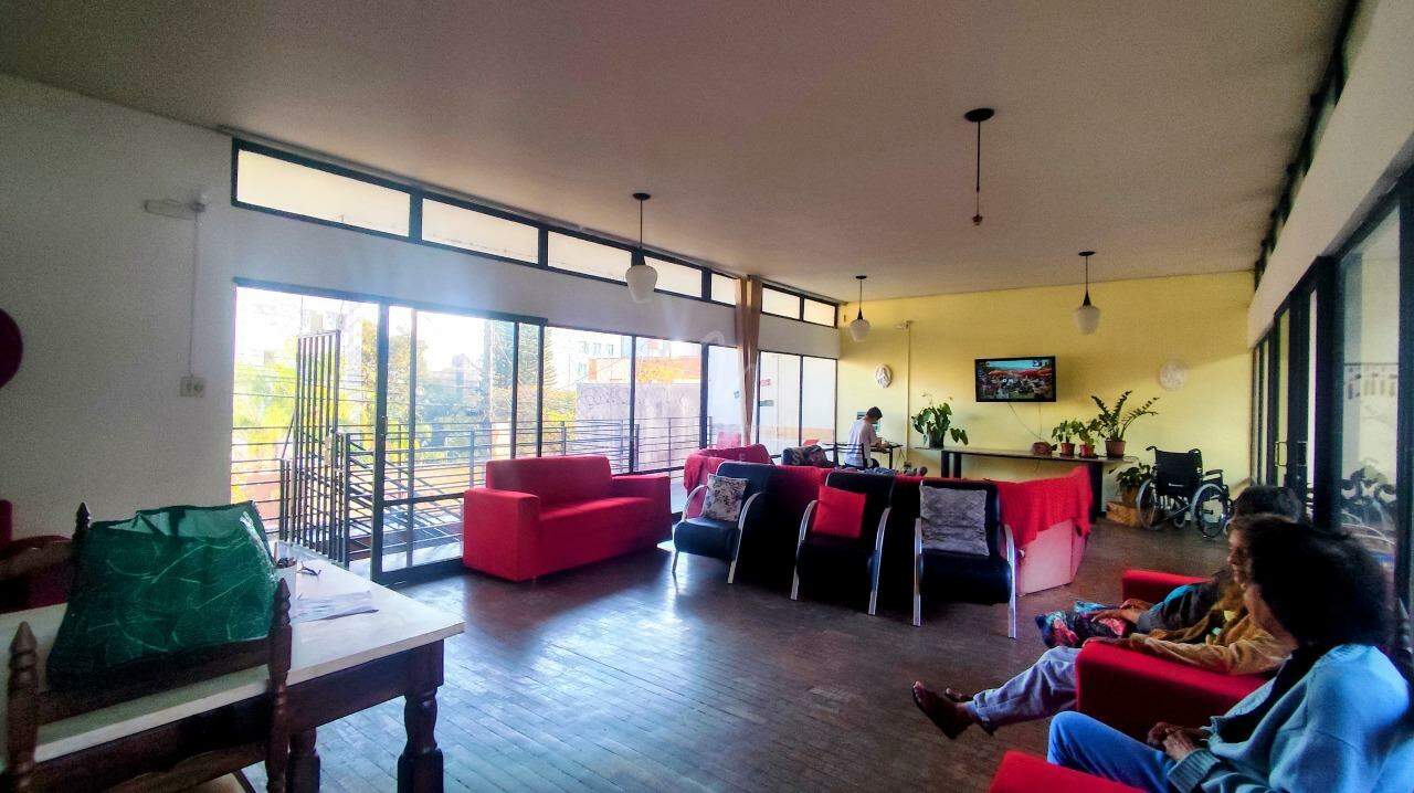 (24560) à venda - Casa com 7 quartos, 4 vagas, no Serra : 