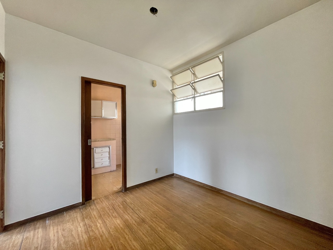 (26327) à venda - Apartamento com 3 quartos, 1 vaga, no Sion : 