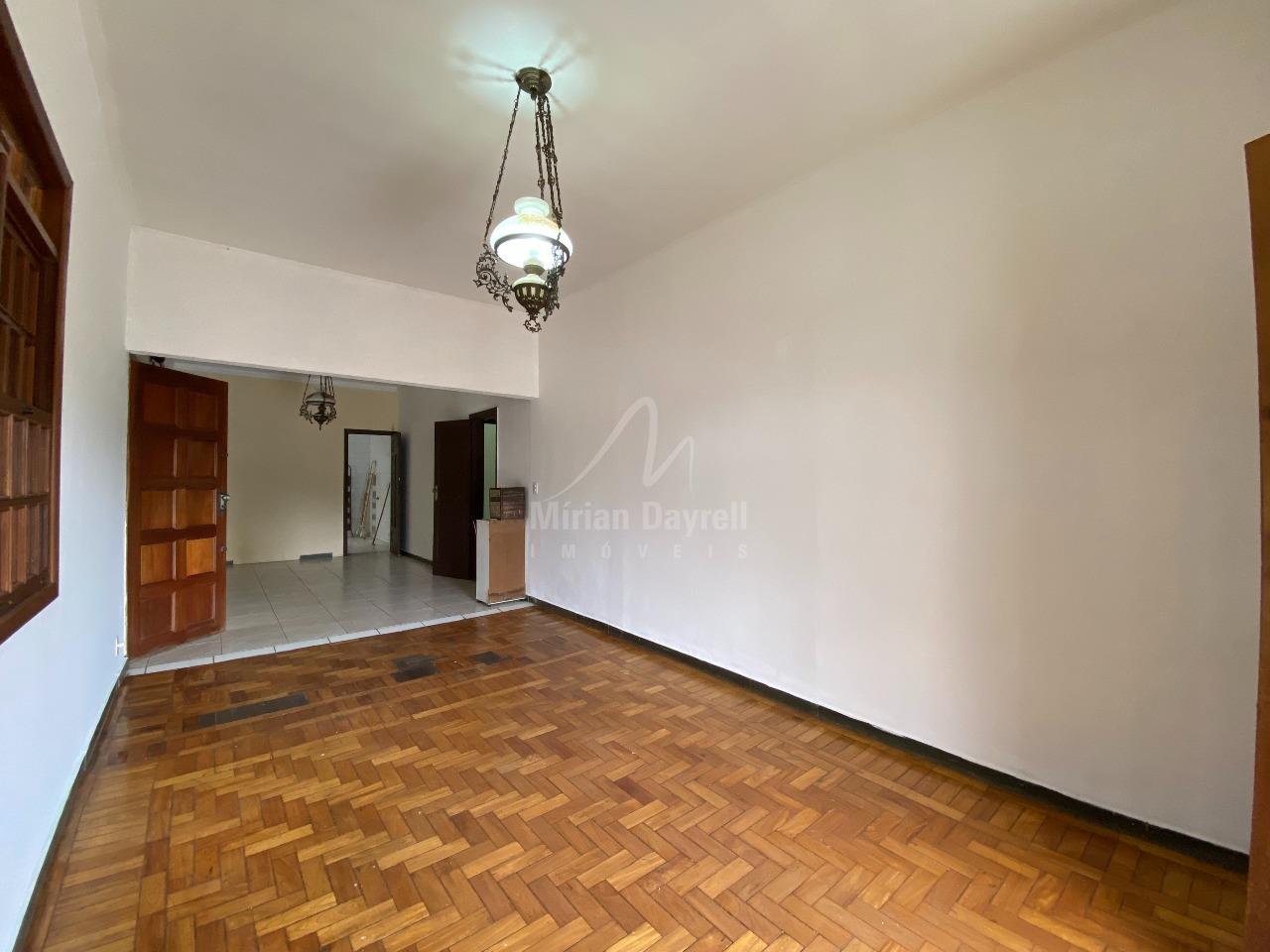 (29706) à venda - Casa com 5 quartos, 1 vaga, no Santo Antônio : 