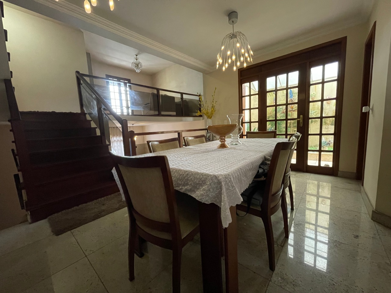 (31077) à venda - Casa com 5 quartos, 4 vagas, no Santa Lúcia : 