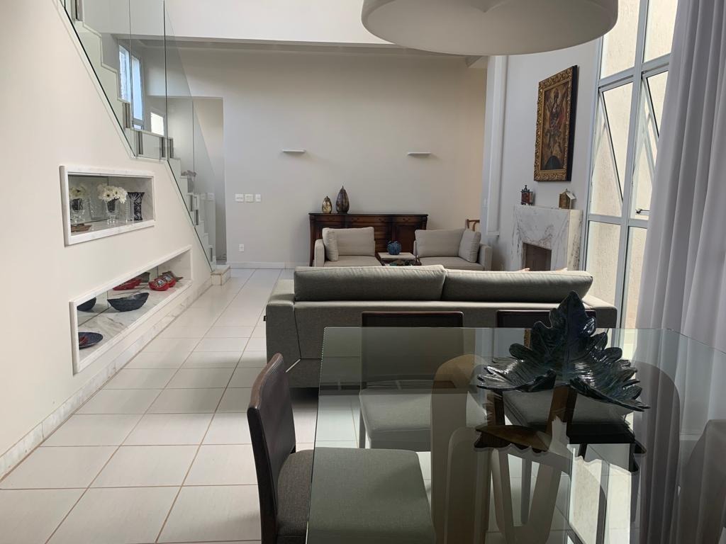 (31947) à venda - Casa com 3 quartos, 3 vagas, no Le Cottage : 