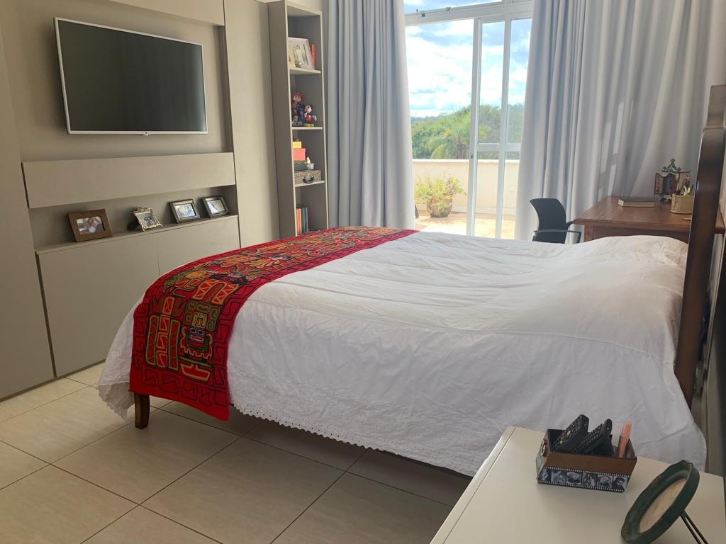 (31947) à venda - Casa com 3 quartos, 3 vagas, no Le Cottage : 