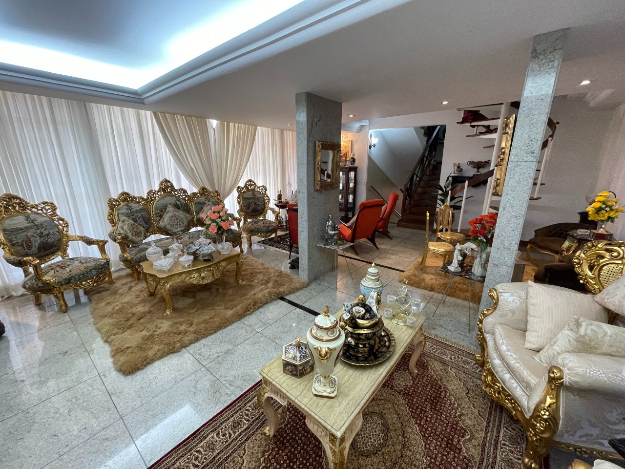 (31954) à venda - Casa com 6 quartos, 6 vagas, no Santa Lúcia : 