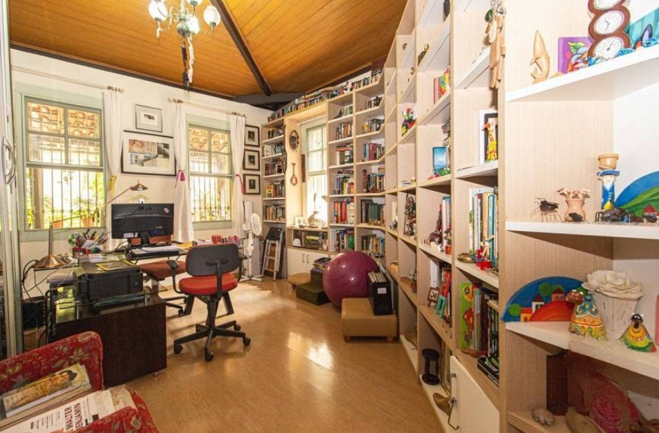 (31997) à venda - Casa com 3 quartos, 4 vagas, no Cond. Ville De Montagne : 