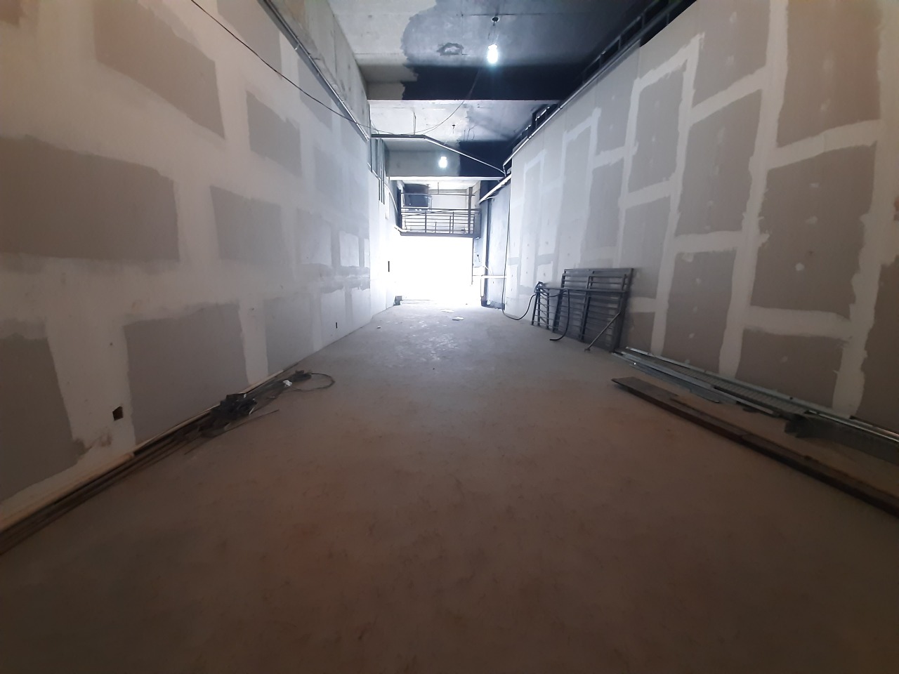 (32024) à venda - Andar corrido com , 7 vagas, no Serra : 