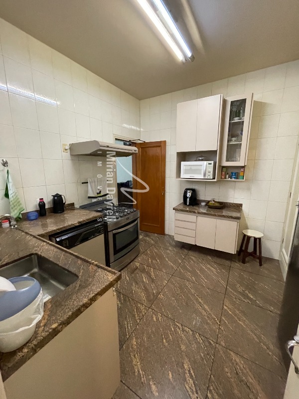 (32494) à venda - Casa com 4 quartos, 4 vagas, no Colégio Batista : 