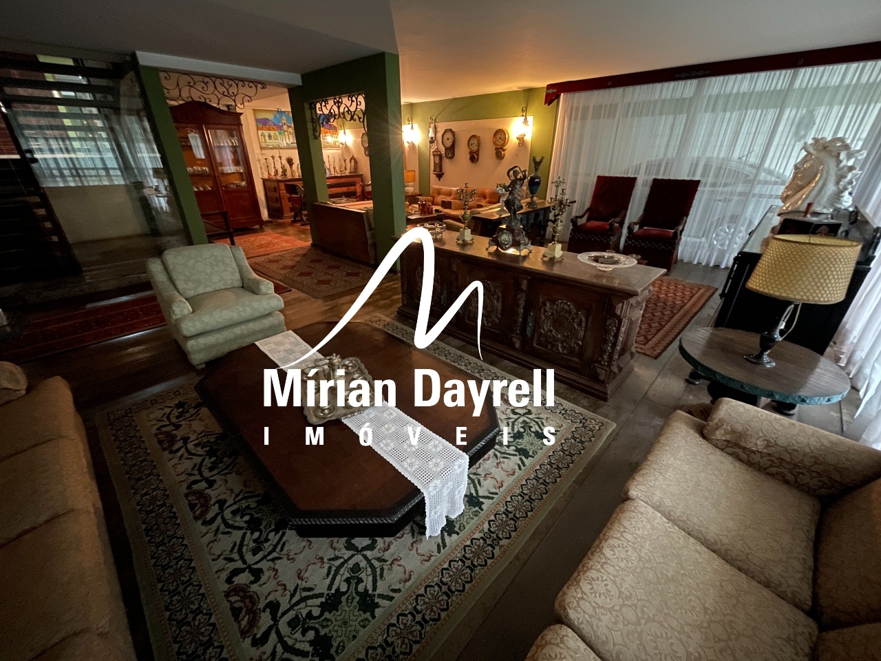 (33334) à venda - Casa com 3 quartos, 6 vagas, no Sion : 