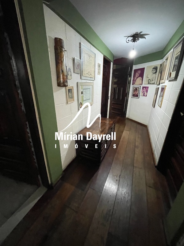 (33334) à venda - Casa com 3 quartos, 6 vagas, no Sion : 