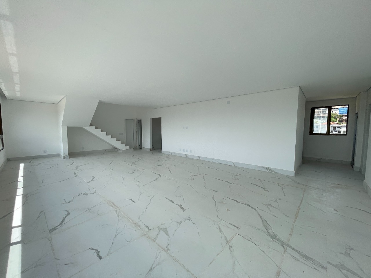 (33722) à venda - Cobertura com 4 quartos, 4 vagas, no Santa Lúcia : 