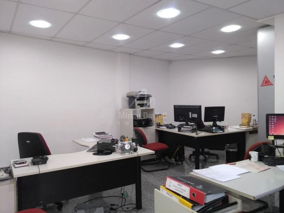 (34432) à venda - Loja com , 4 vagas, no Funcionários : 