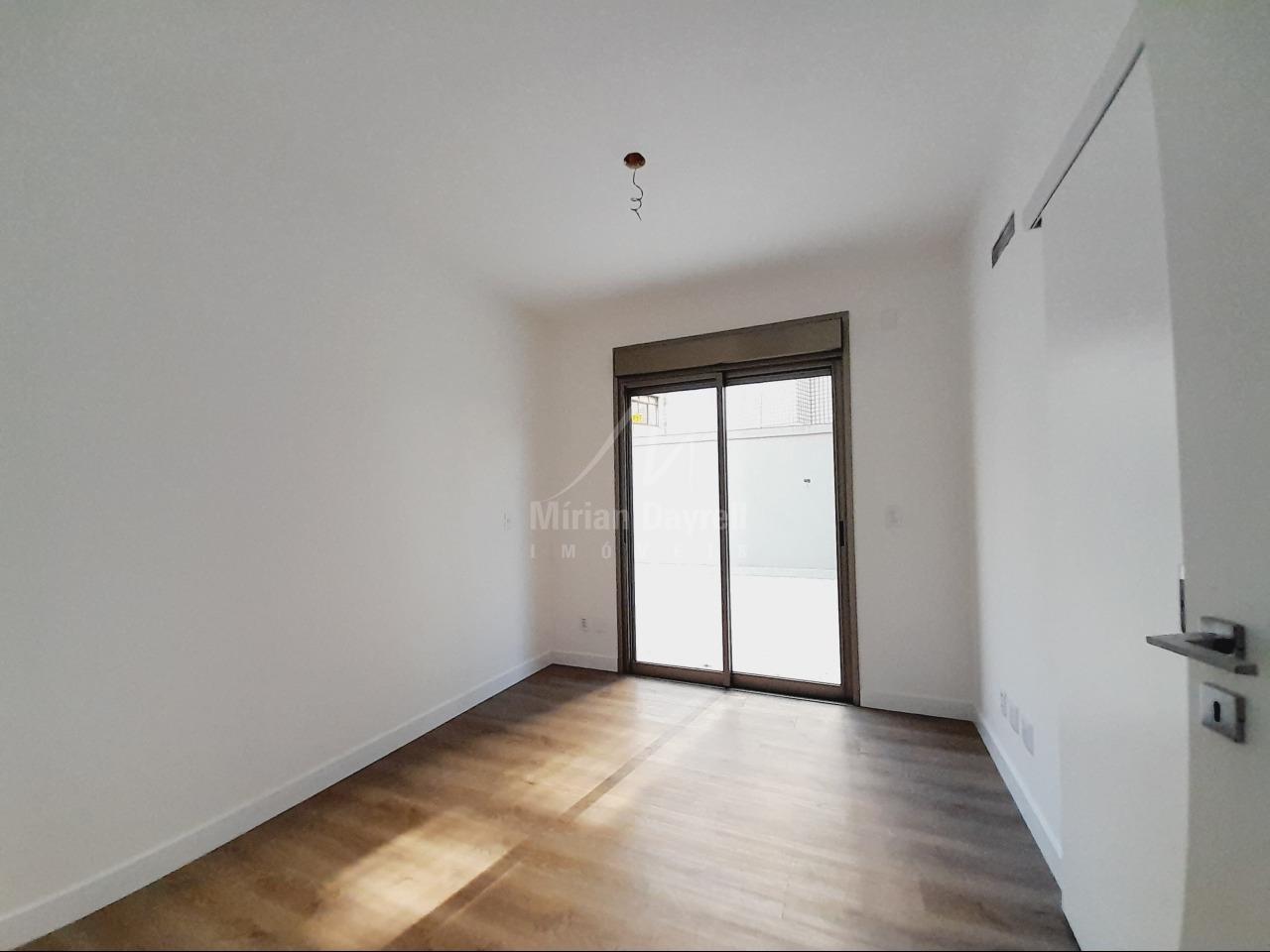 (35977) à venda - Área privativa com 4 quartos, 4 vagas, no Cruzeiro : 