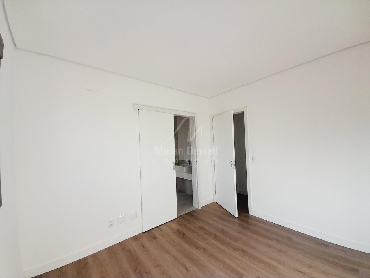 (35978) à venda - Cobertura com 4 quartos, 4 vagas, no Cruzeiro : 