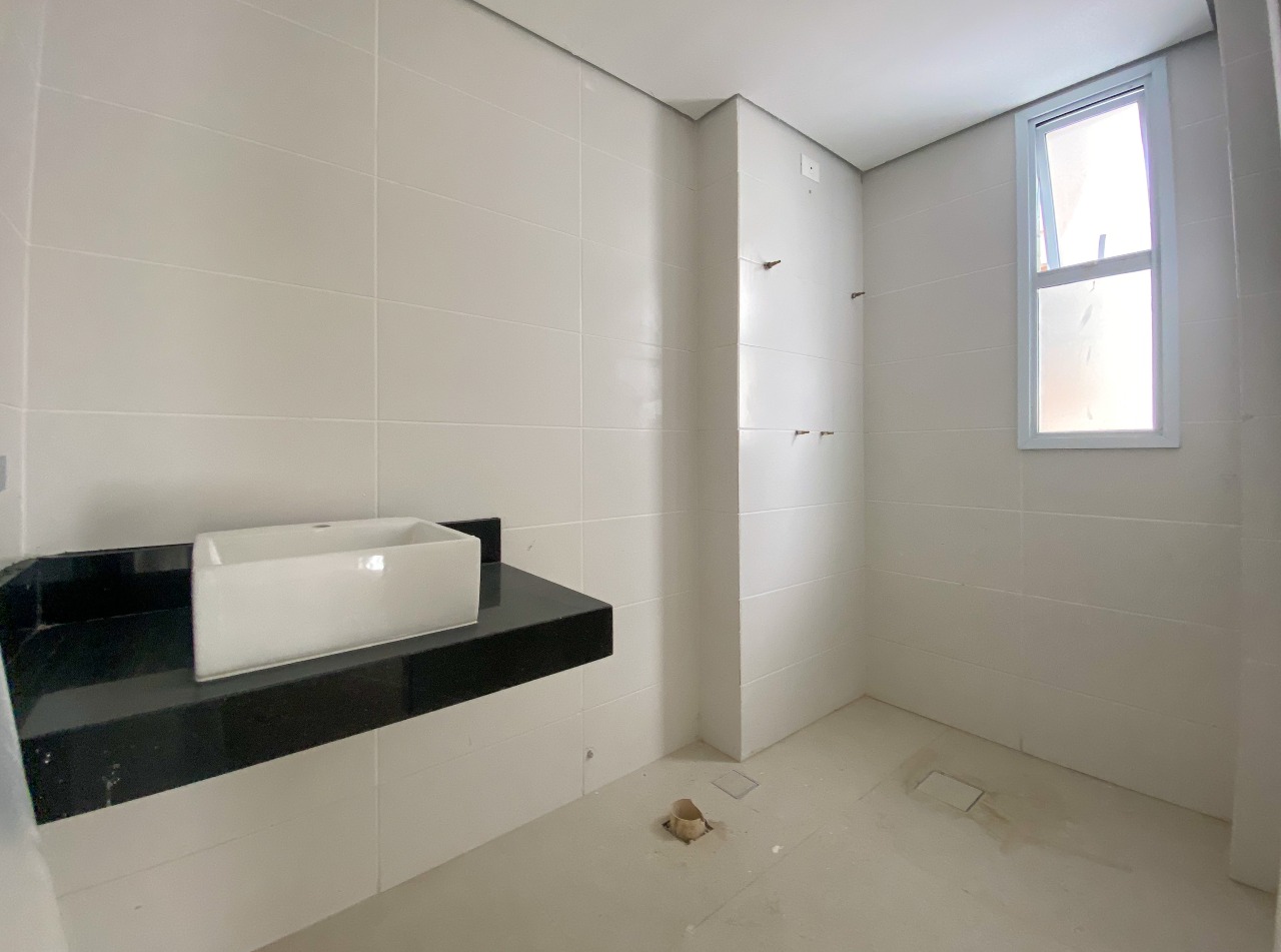 (36174) à venda - Área privativa com 2 quartos, 2 vagas, no Sion : 