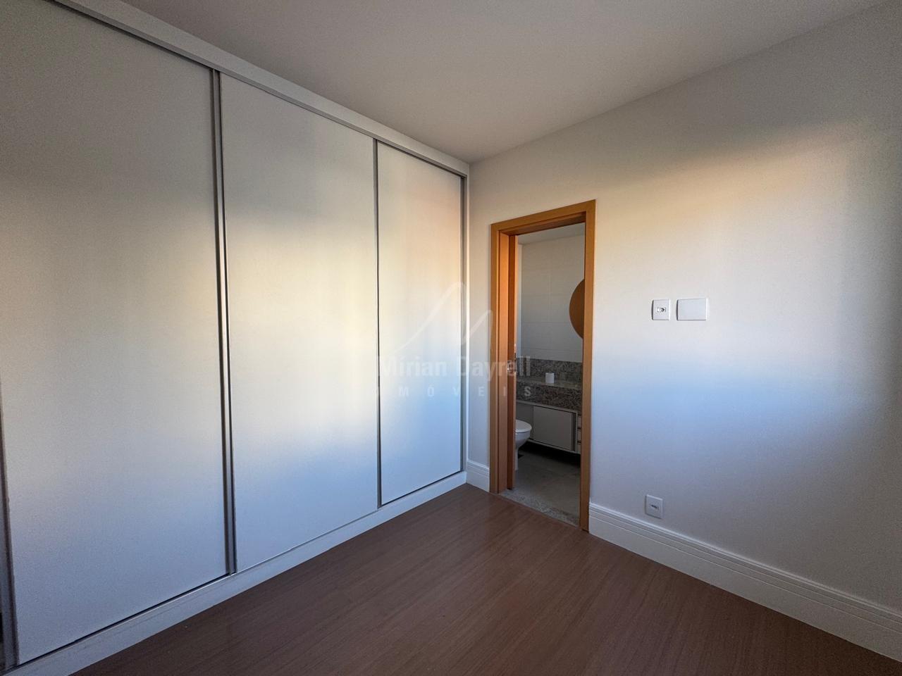 (36486) à venda - Apartamento com 3 quartos, 2 vagas, no Santo Antônio : 