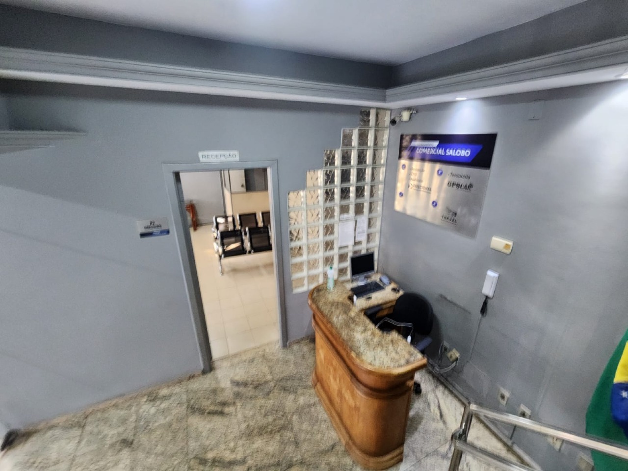 (36521) à venda - Prédio Comercial com , 2 vagas, no Barro Preto : 