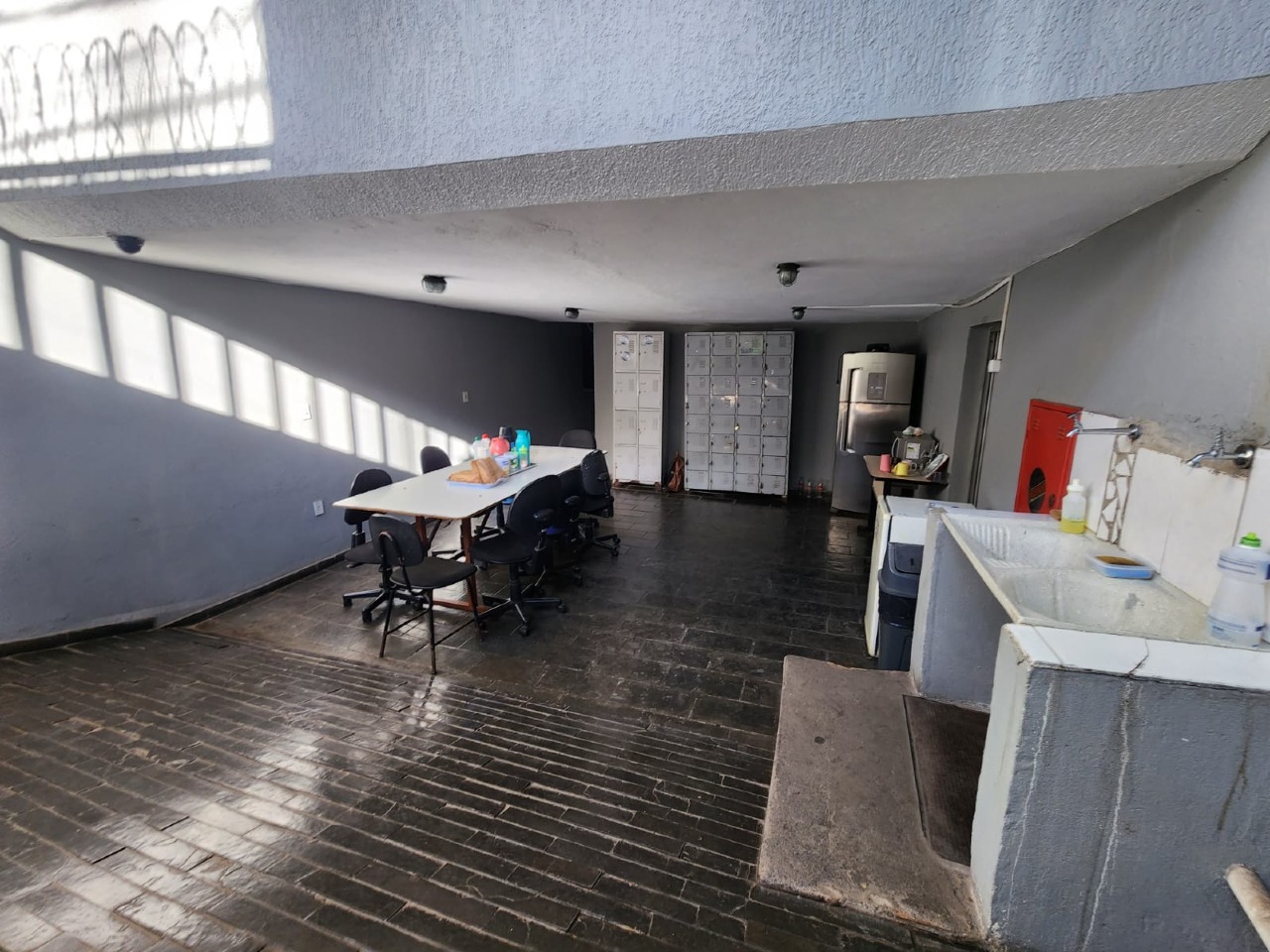 (36521) à venda - Prédio Comercial com , 2 vagas, no Barro Preto : 