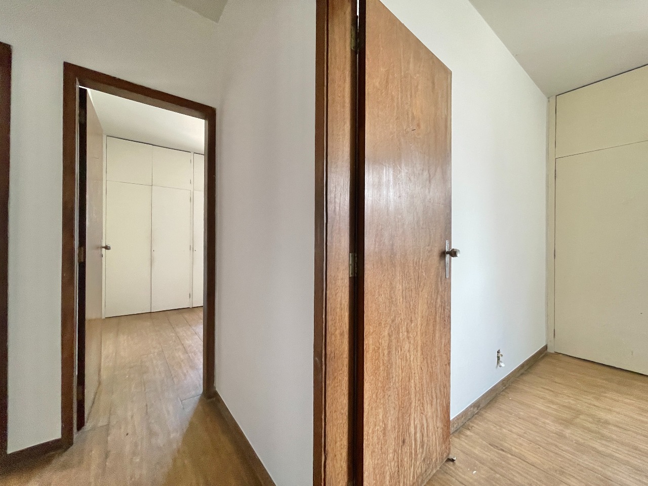 (36654) para aluguel - Apartamento com 3 quartos, 1 vaga, no Sion : 