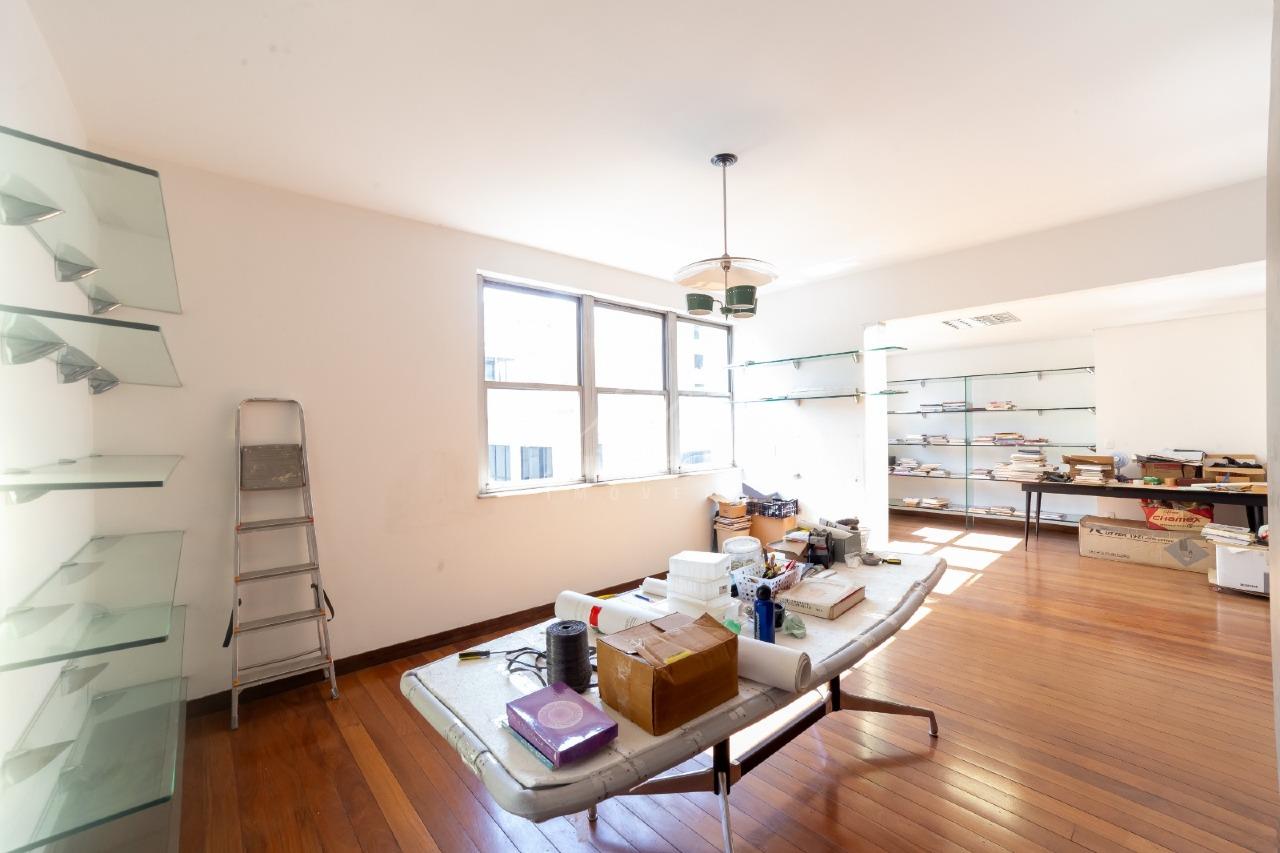 (55613) à venda - Apartamento com 3 quartos, 2 vagas, no Santo Antônio : 