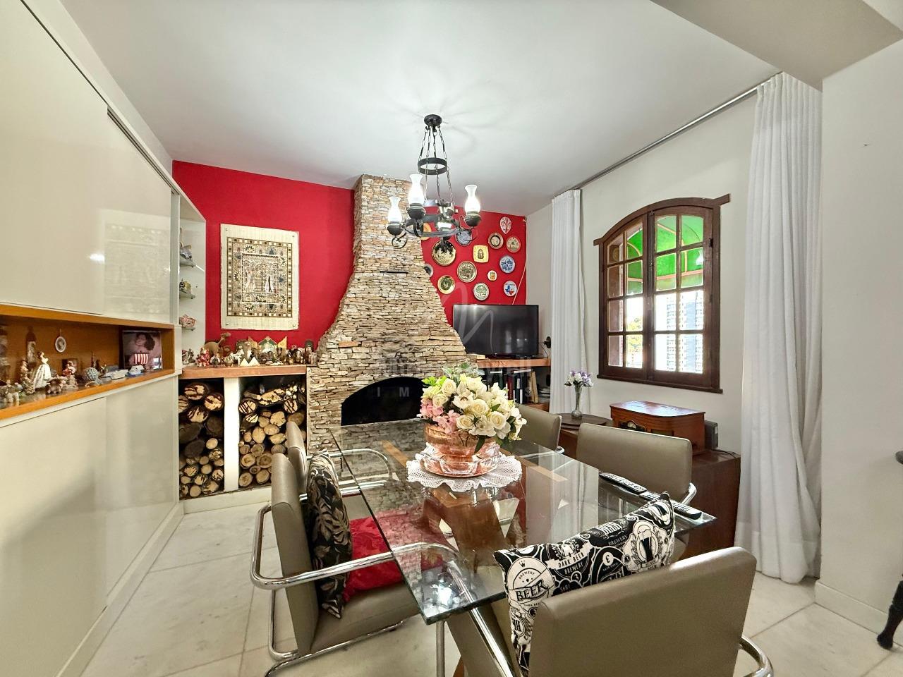 (57280) à venda - Casa com 5 quartos, 6 vagas, no Luxemburgo : 