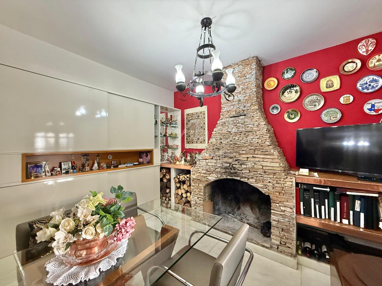 (57280) à venda - Casa com 5 quartos, 6 vagas, no Luxemburgo : 