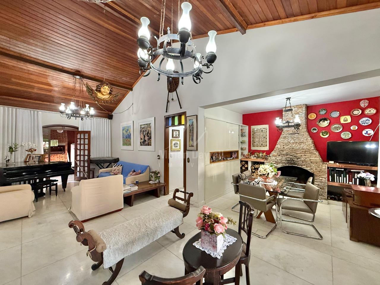 (57280) à venda - Casa com 5 quartos, 6 vagas, no Luxemburgo : 