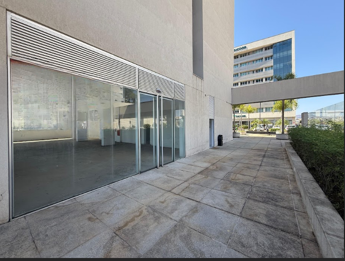 Loja à venda no Caiçaras: 