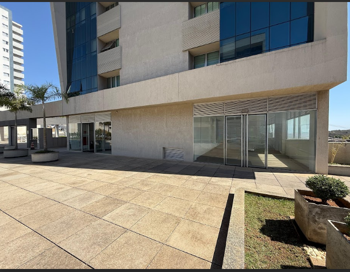 Loja para aluguel no Caiçaras: 