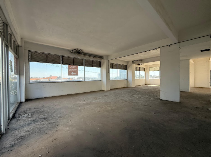 Loja para aluguel no Caiçaras: 