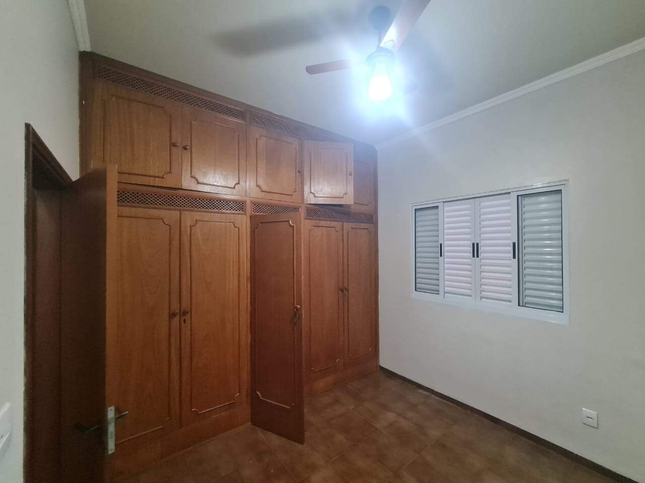 Casa para aluguel no Centro: 