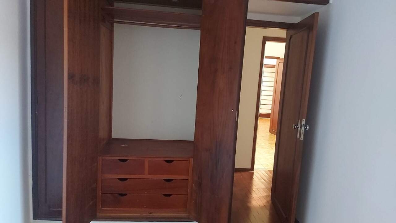 Casa para aluguel no Centro: 