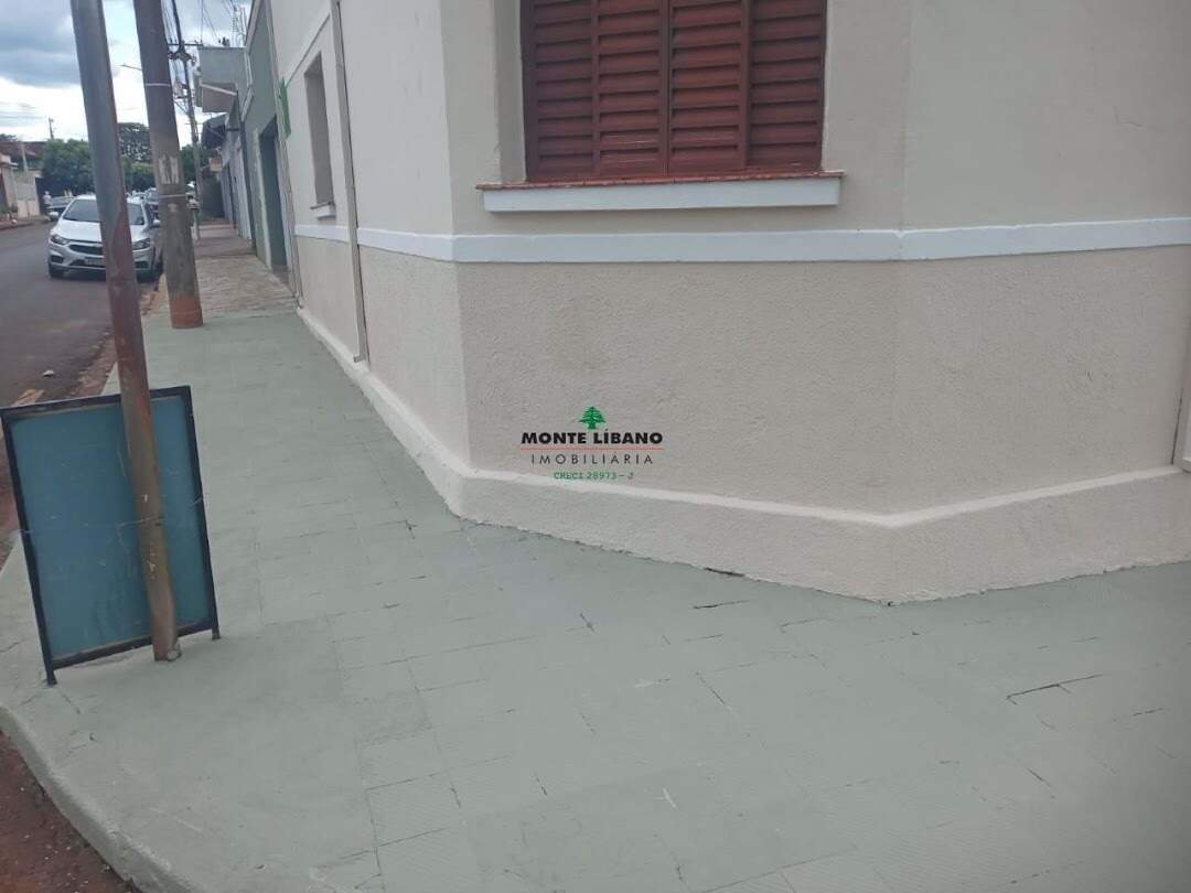 Casa para aluguel no Centro: 