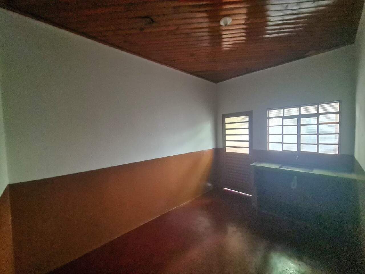 Casa para aluguel no Baixada: 