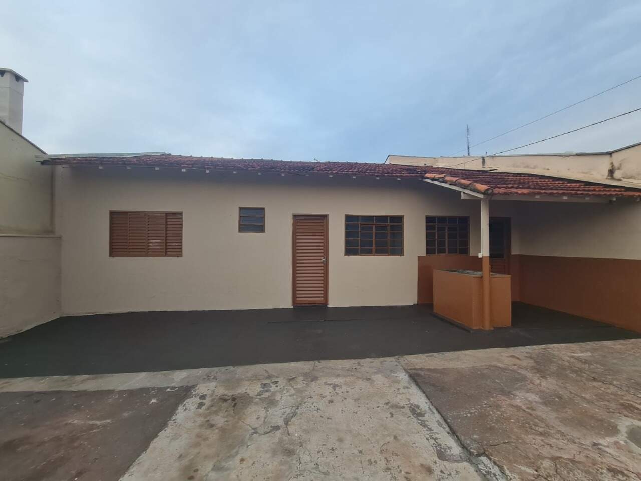 Casa para aluguel no Baixada: 