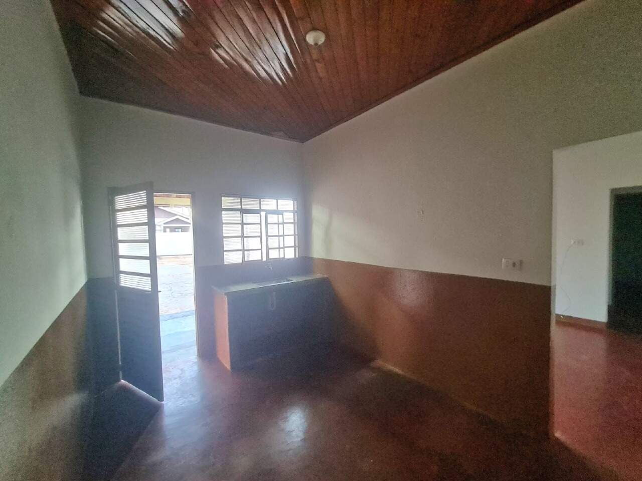 Casa para aluguel no Baixada: 