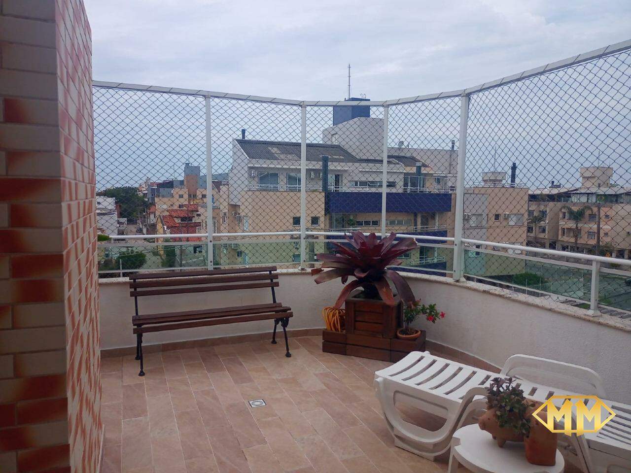 Cobertura à venda no Ingleses do Rio Vermelho: terraço