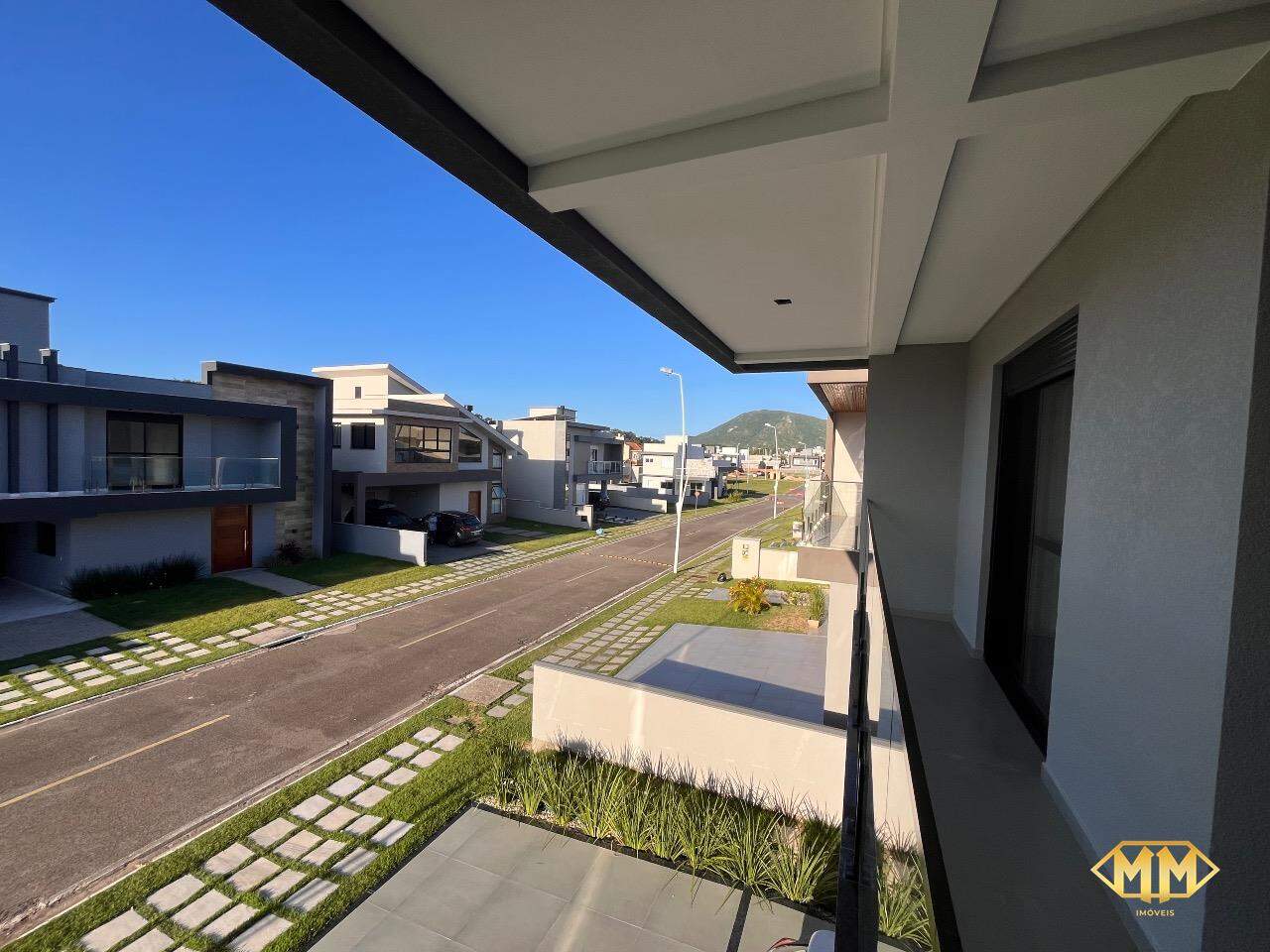 Casa de Condomínio à venda no Rio Vermelho: Vista da sacada da frente