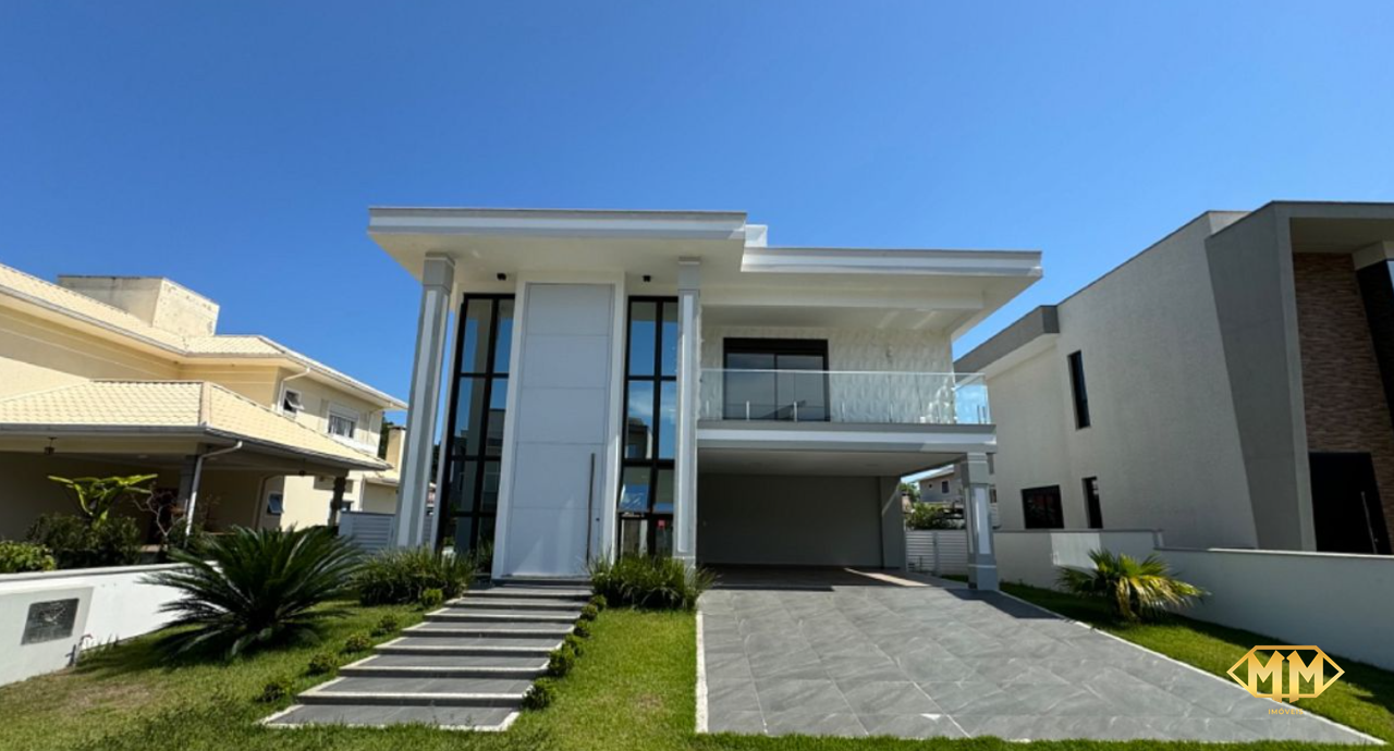 Casa à venda no São João do Rio Vermelho: FACHADA