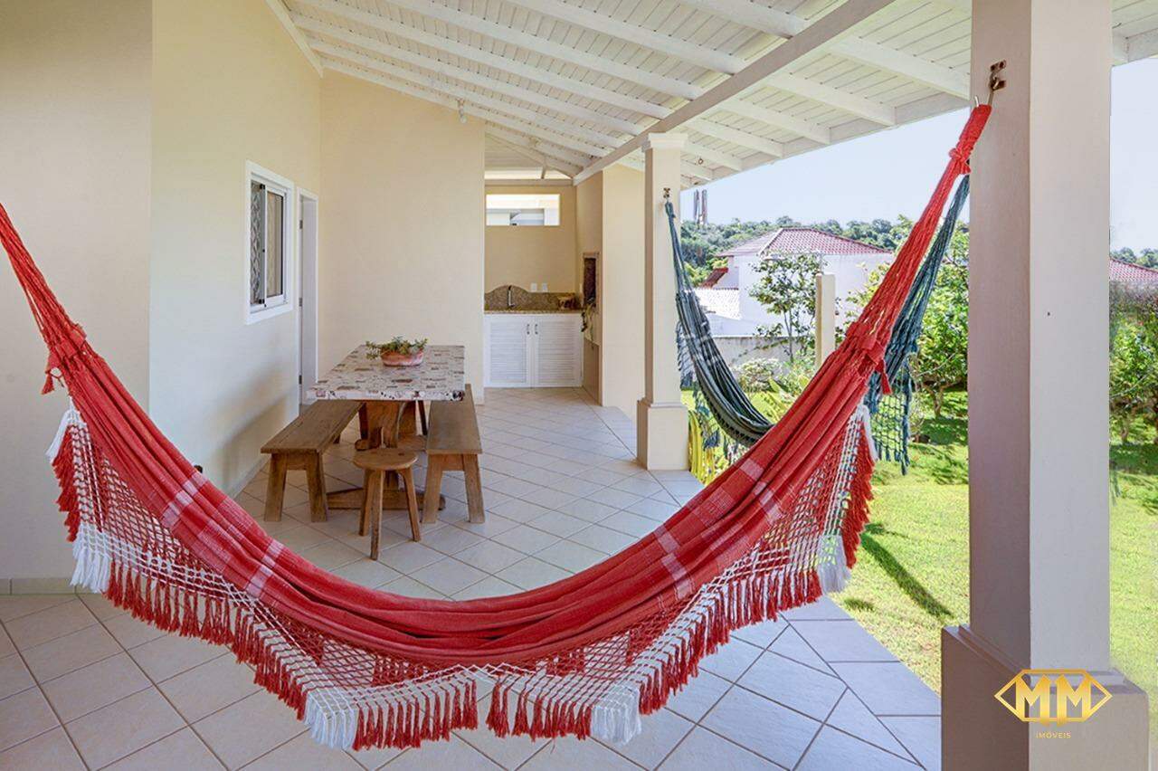 Casa à venda no Ingleses do Rio Vermelho: 