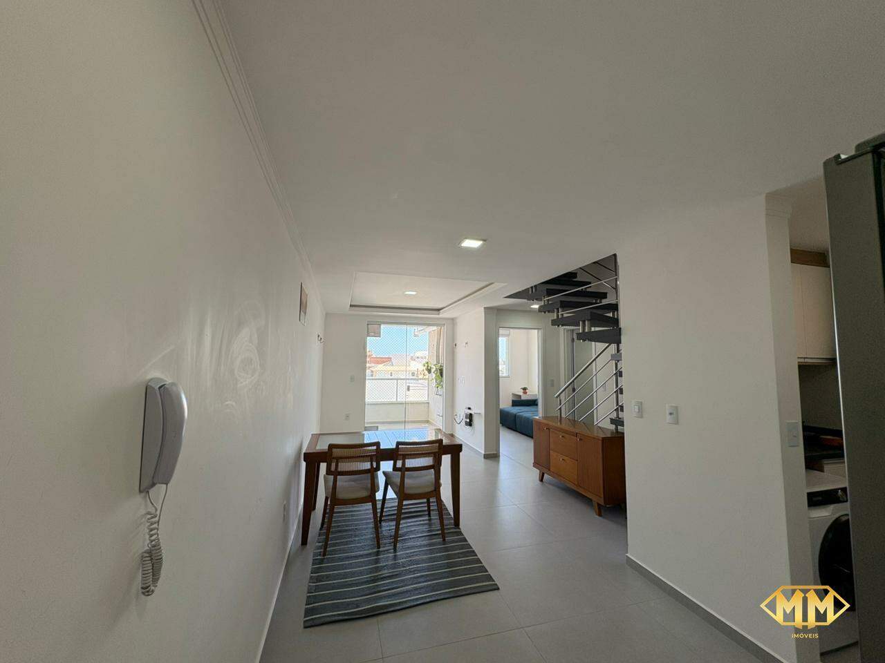 Apartamento à venda no Ingleses do Rio Vermelho: Sala 