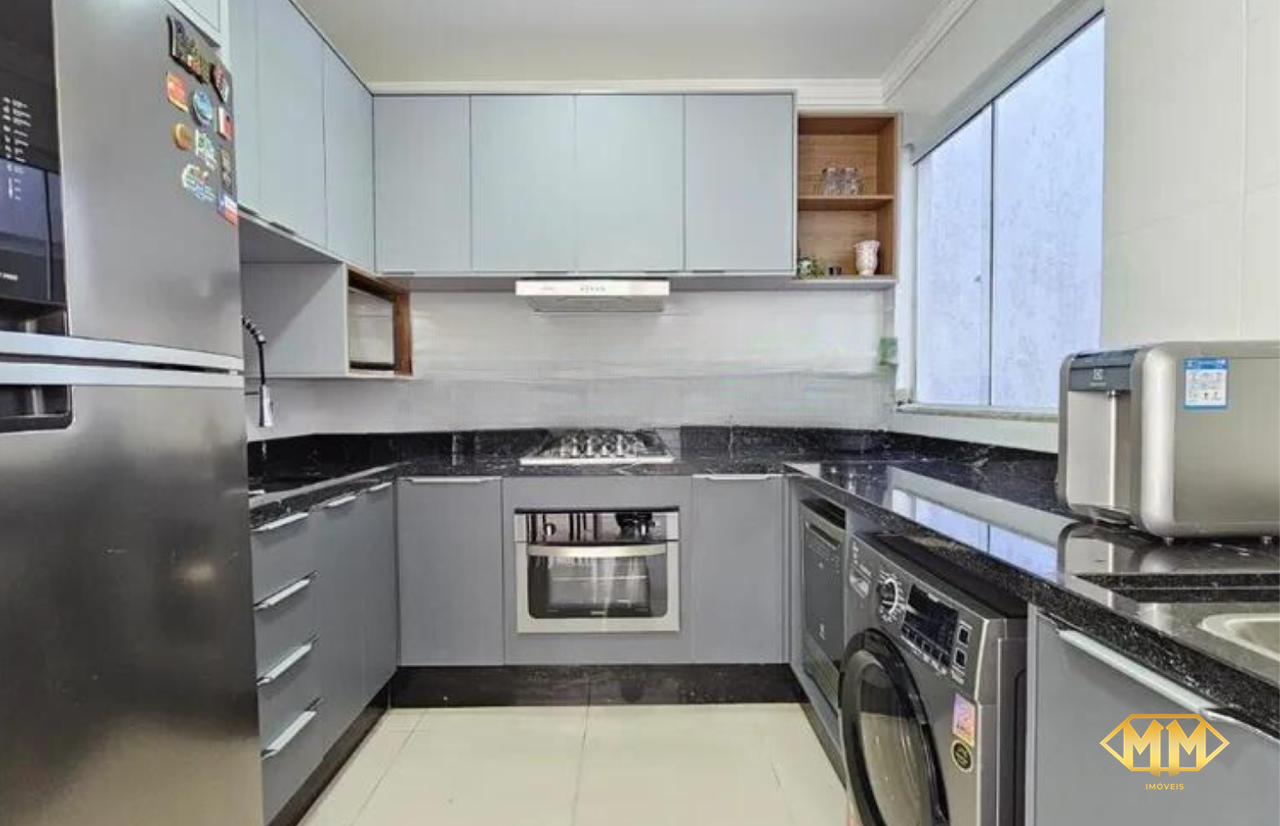 Apartamento à venda no Ingleses do Rio Vermelho: Cozinha
