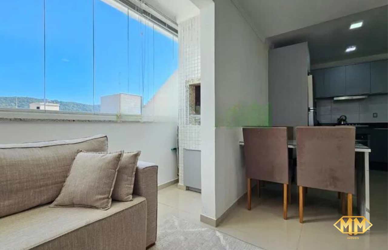 Apartamento à venda no Ingleses do Rio Vermelho: Sala de jantar/ estar