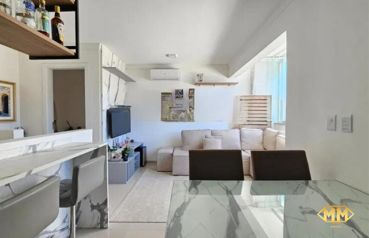Apartamento à venda no Ingleses do Rio Vermelho: Sala de jantar/ estar