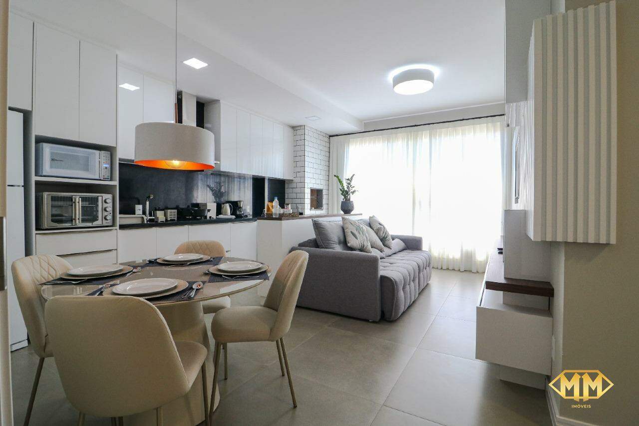 Apartamento à venda no Ingleses do Rio Vermelho: 