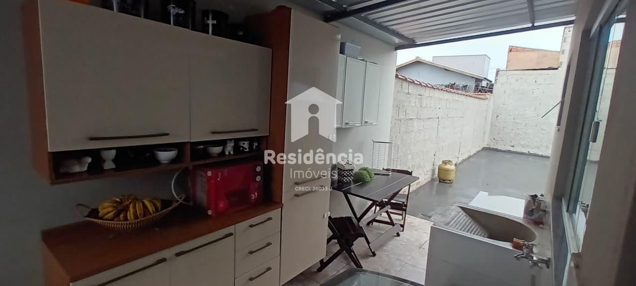 Casa à venda no Parque dos Manacás I: 