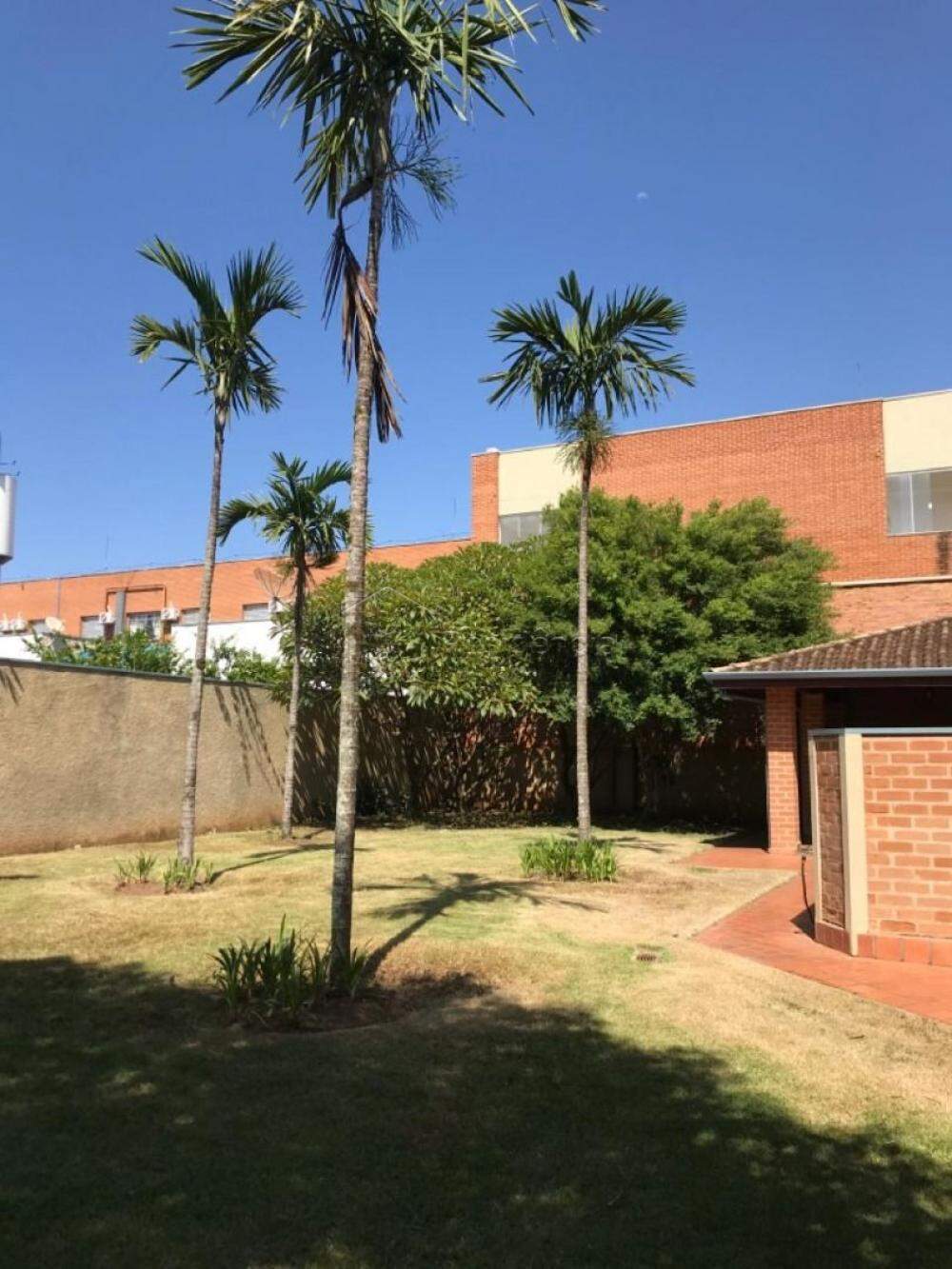 Casa à venda no Jardim Lavínia: 