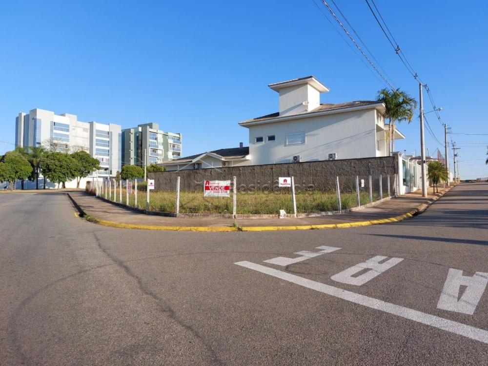 Terreno à venda no Terras de Santa Marina: 