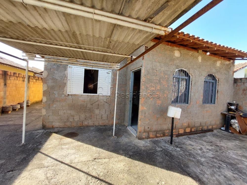 Casa à venda no Jardim José Justi: 