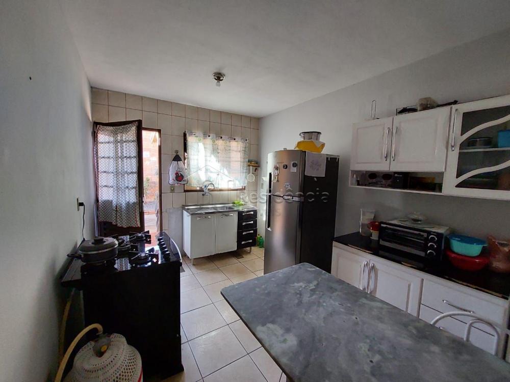 Casa à venda no Jardim José Justi: 