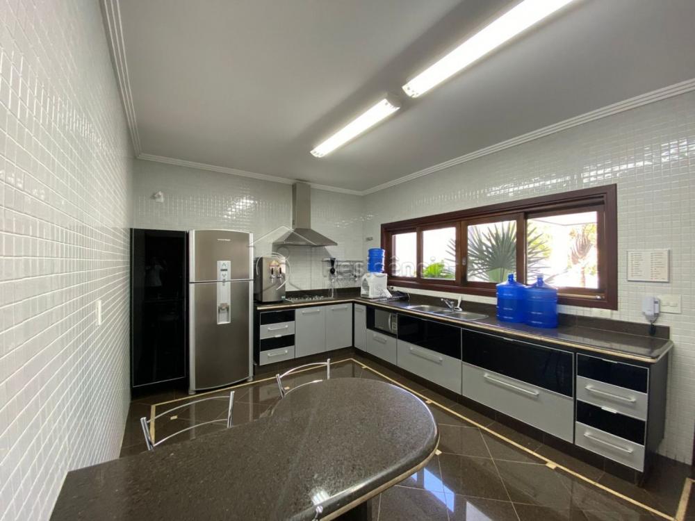 Casa à venda no Jardim Claúdia: 